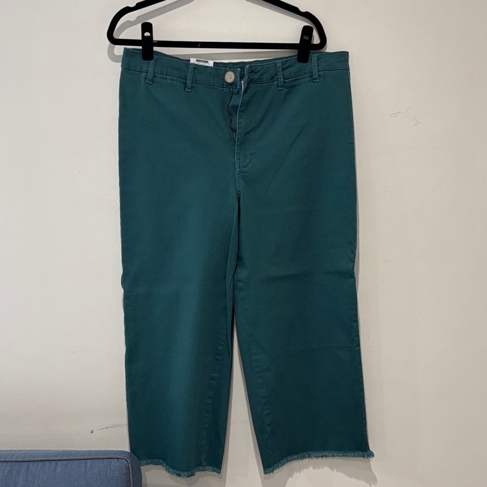 Two (2) Time and Tru High Rise Cropped Pants
